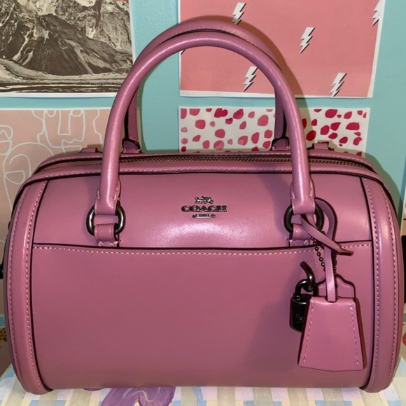Coach Handbags - Coach ZOE barrel bag